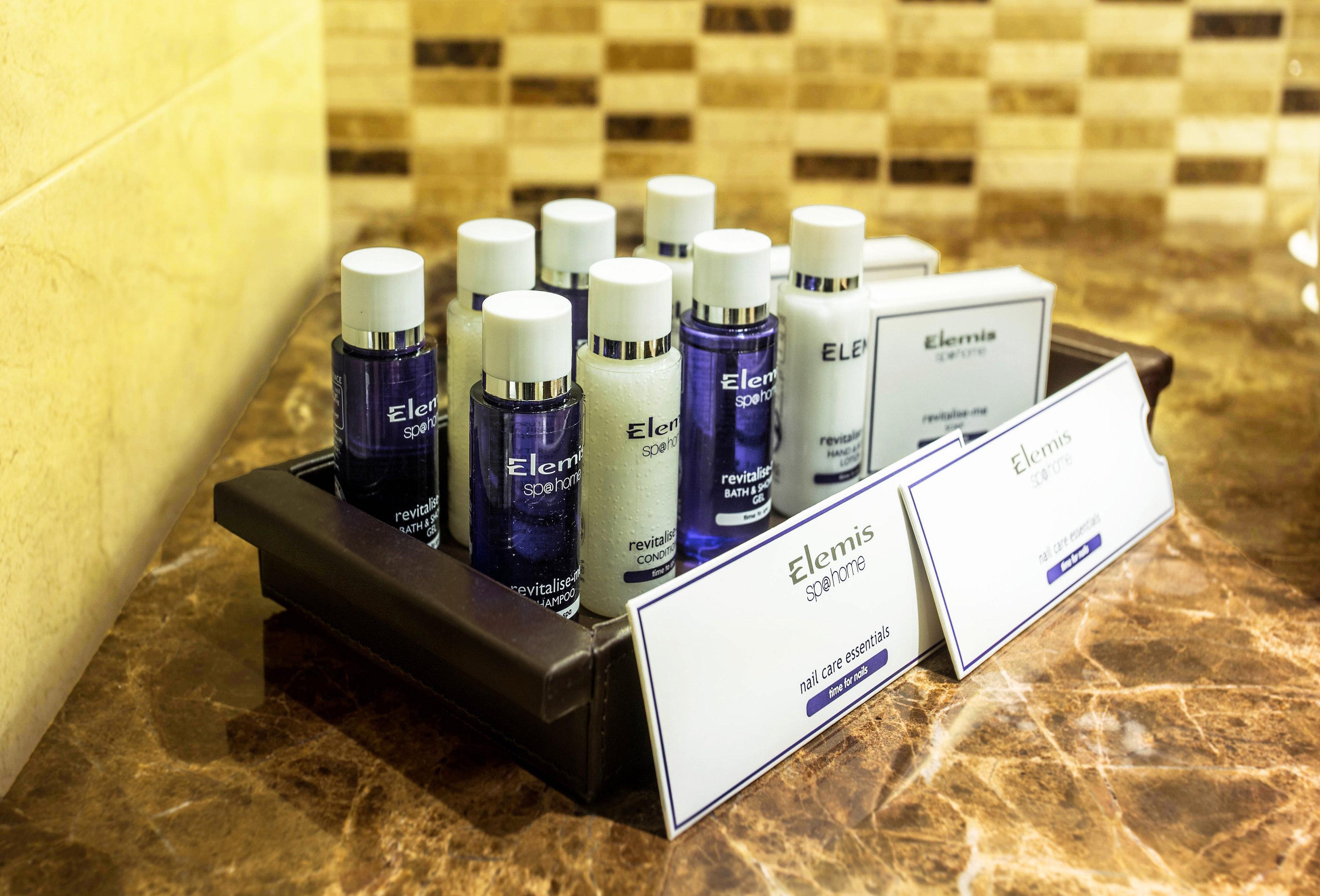 Crowne Plaza - Borjomi By Ihg Hotel Eksteriør billede Elemis products