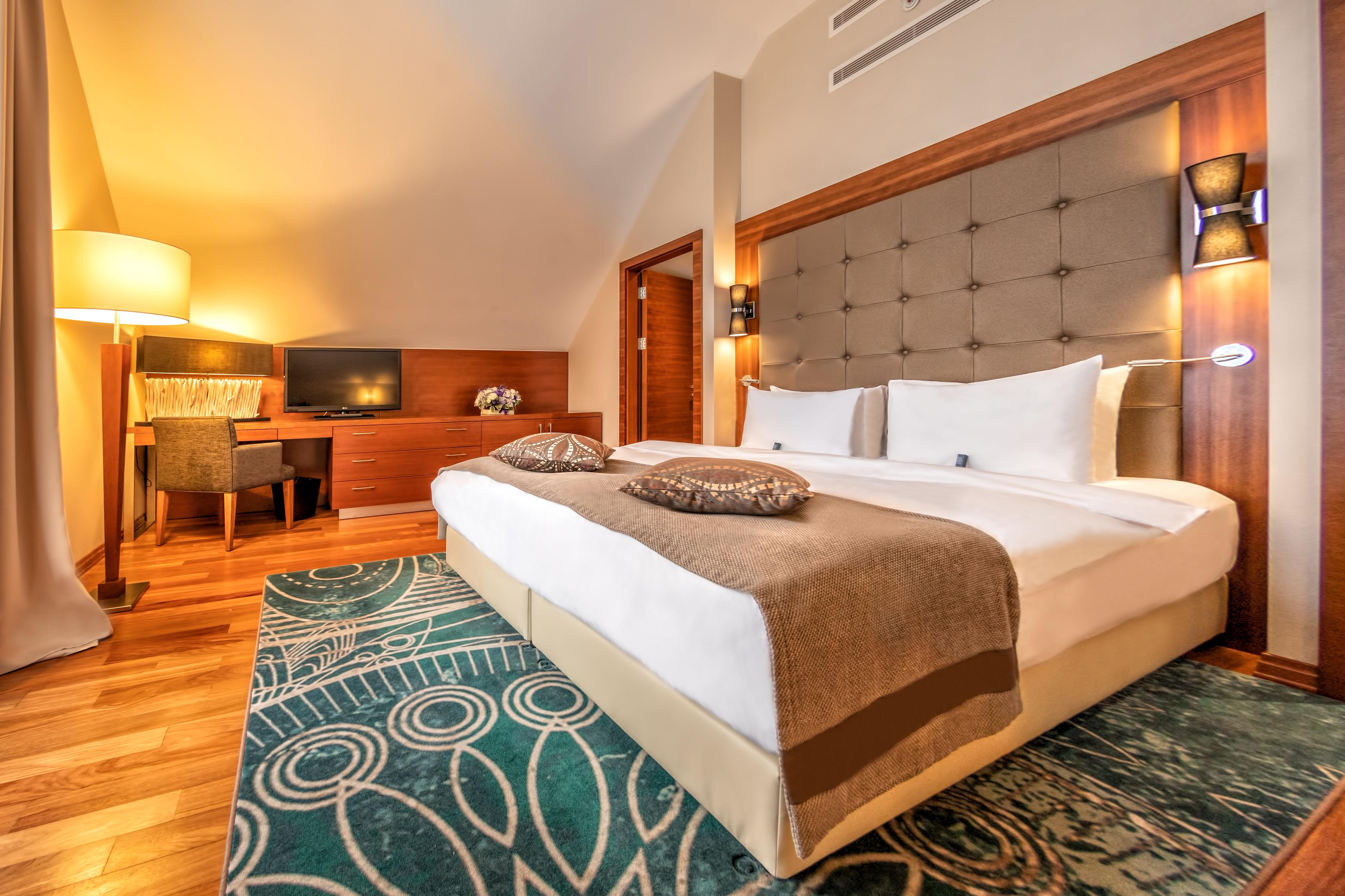 Crowne Plaza - Borjomi By Ihg Hotel Eksteriør billede Suite