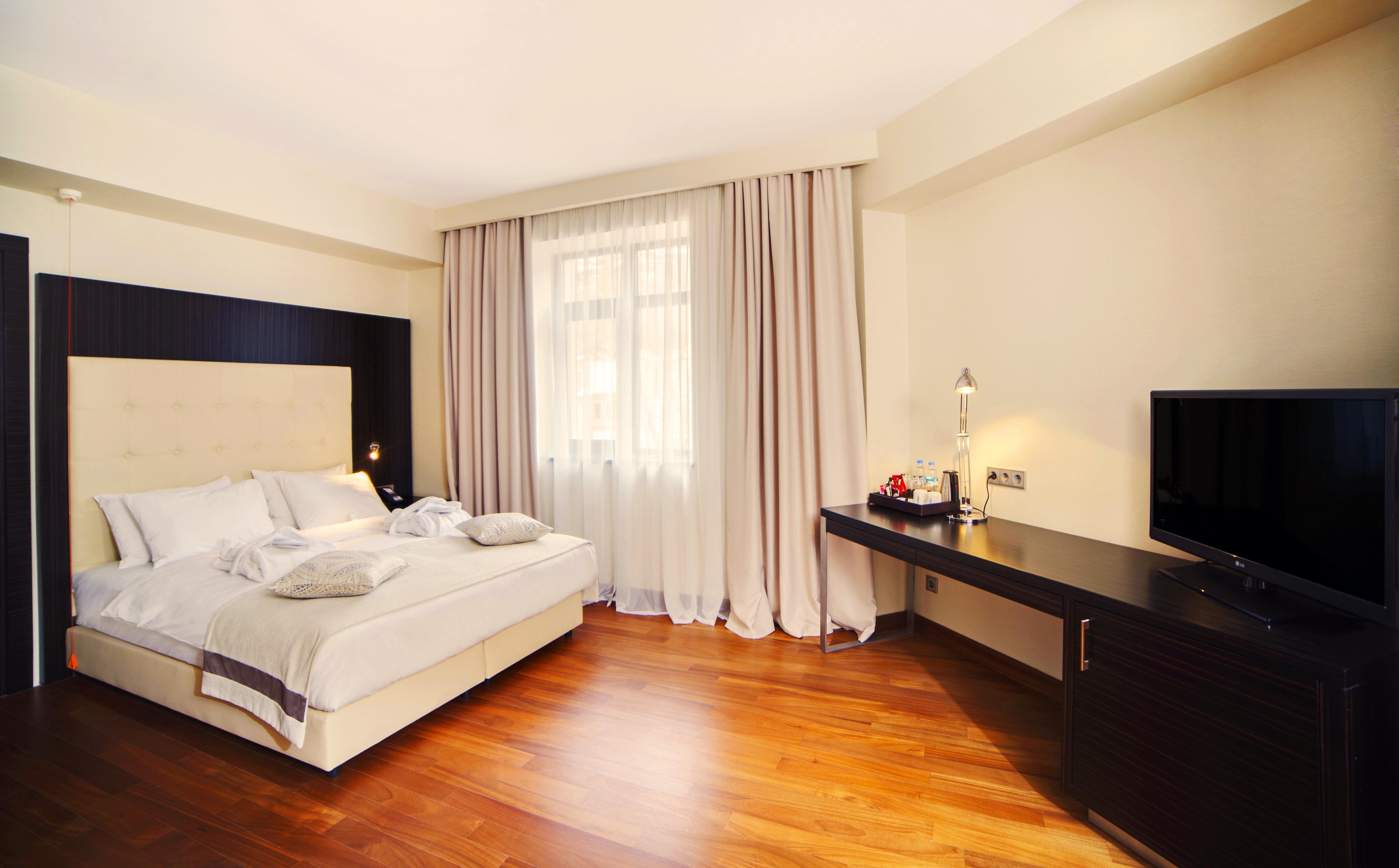 Crowne Plaza - Borjomi By Ihg Hotel Eksteriør billede A room at the hotel