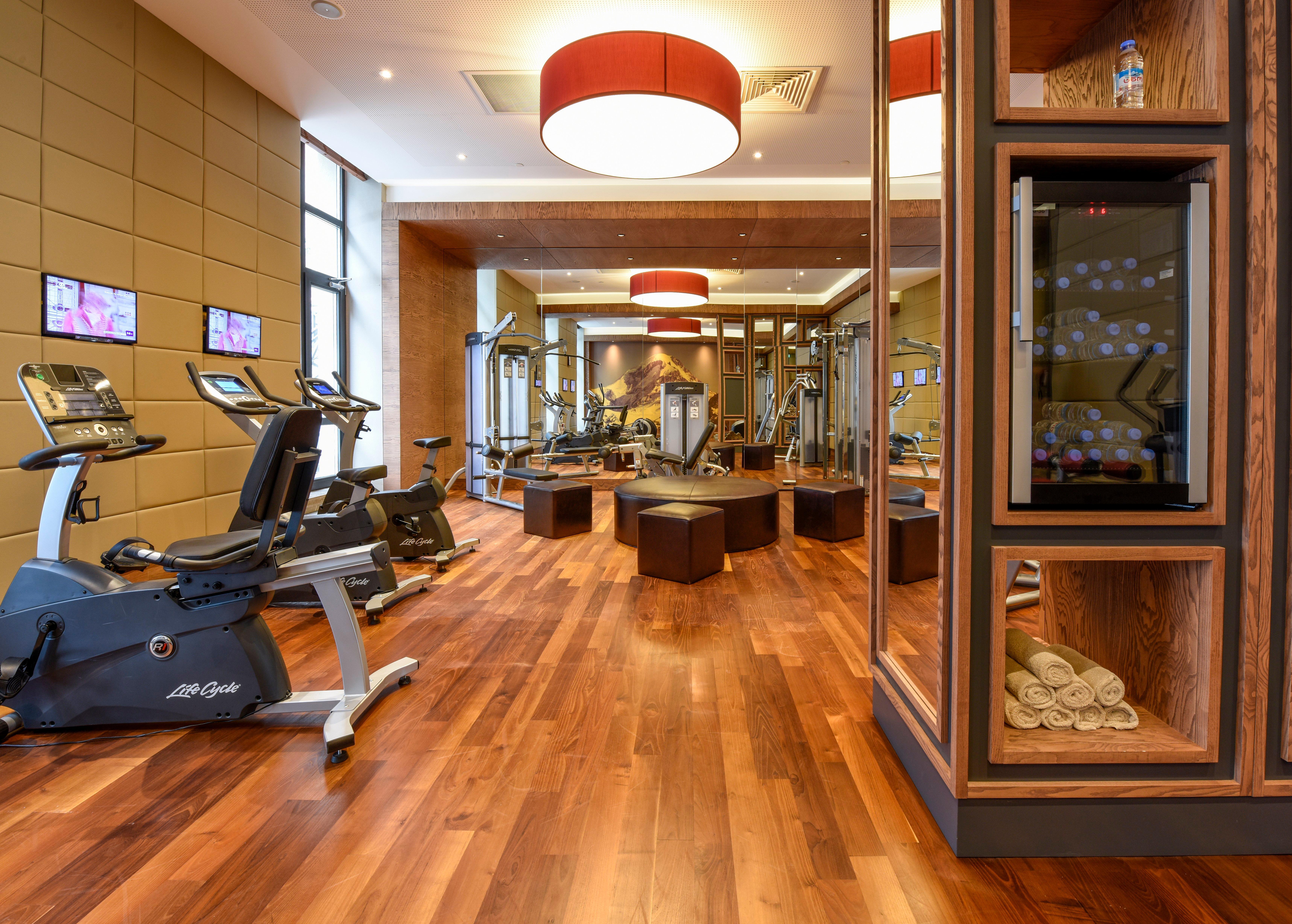 Crowne Plaza - Borjomi By Ihg Hotel Eksteriør billede The gym at the hotel